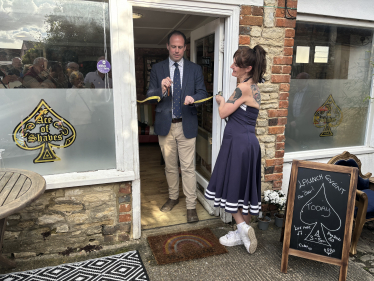Greg formally opens Ace of Shaves barbers and gift shop in Haddenham